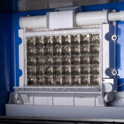 60 kg Eis Speicher Würfel Eismaschine für kundenspezifische kommerzielle Eisproduktion Design