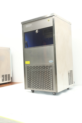 Synchrone Schneeflockenmaschine für kleine Räume 500*520*950mm 600g Füllkapazität