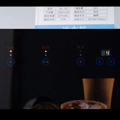 220V Spannung Multifunktionaler Klaranzeiger Maschine für Eiswürfel Wasser 4kg Eislager