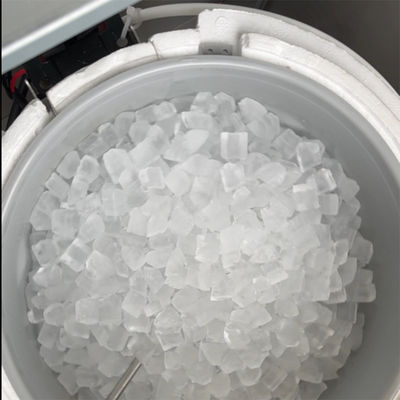 120 kg täglich KS-120 Eiswürfelmacher und Dispenser mit 620W Leistung und 4kg Eislager